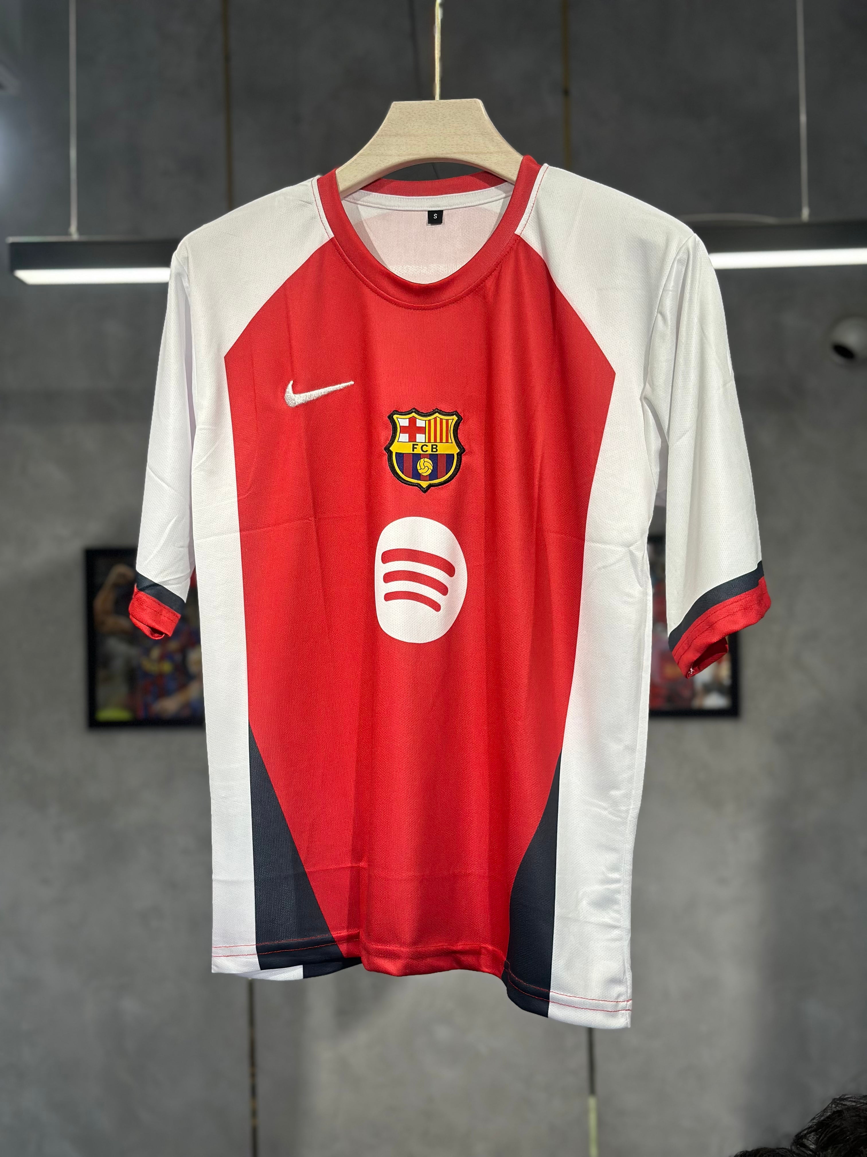 BARCALONA EMBROIDERY FIVE SLEEV🔥🔥