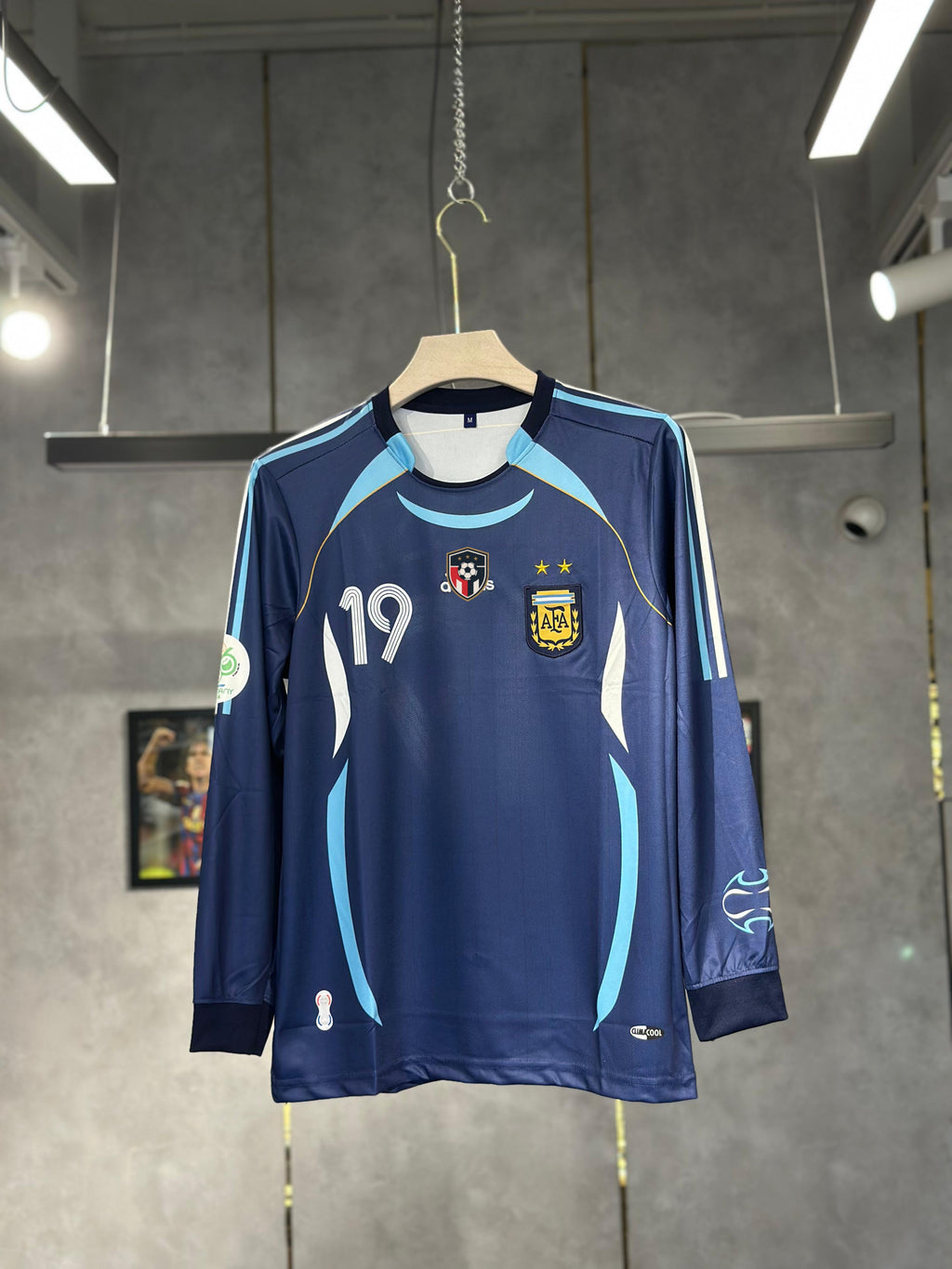ARGENTINA MESSI 2006 AWAY FULL SLEEV EMBROIDERY PREMIUM QUALITY KIT