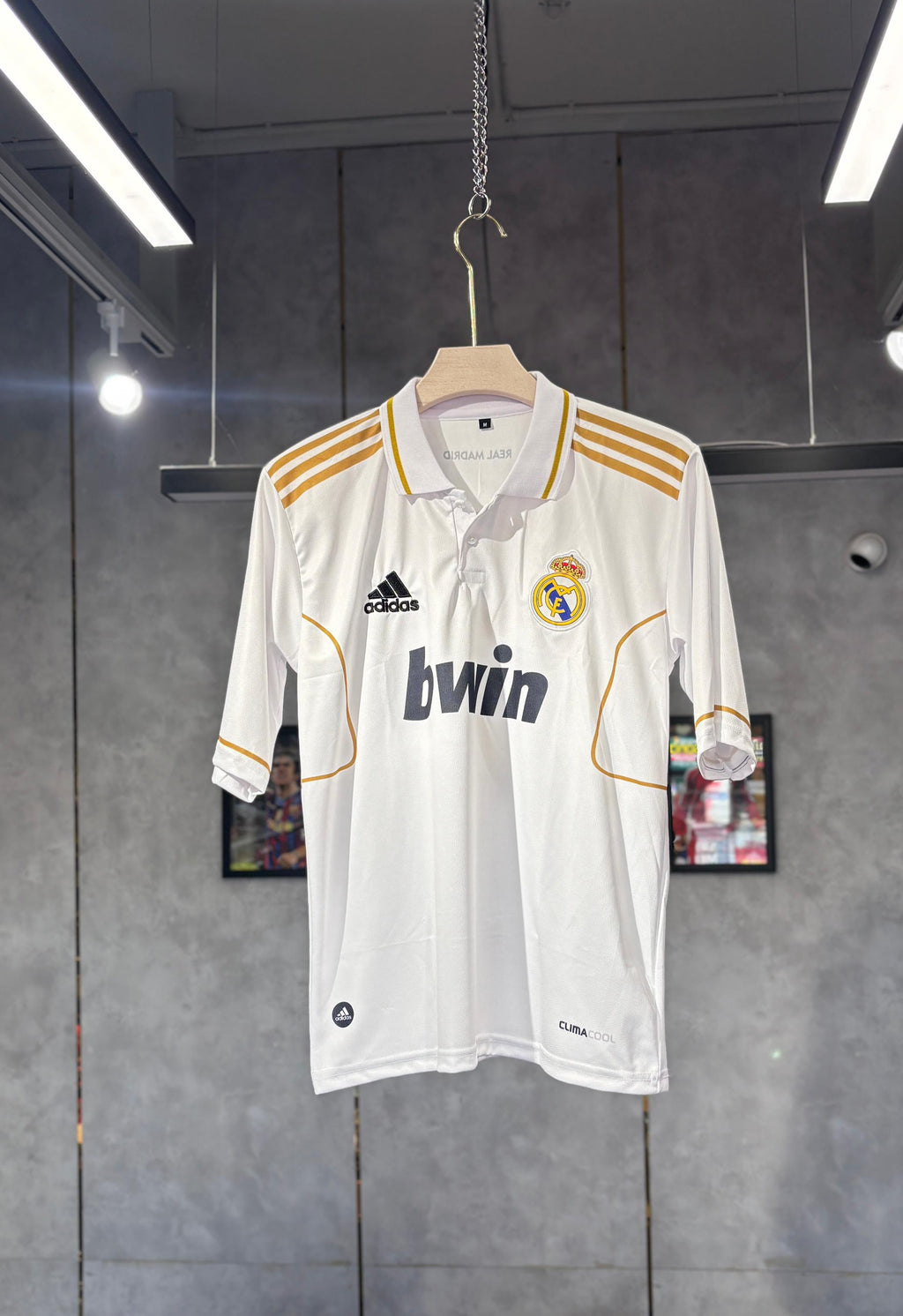 REAL MADRID RONALDO 2011-12 HOME EMBROIDERY FIVE SLEEV