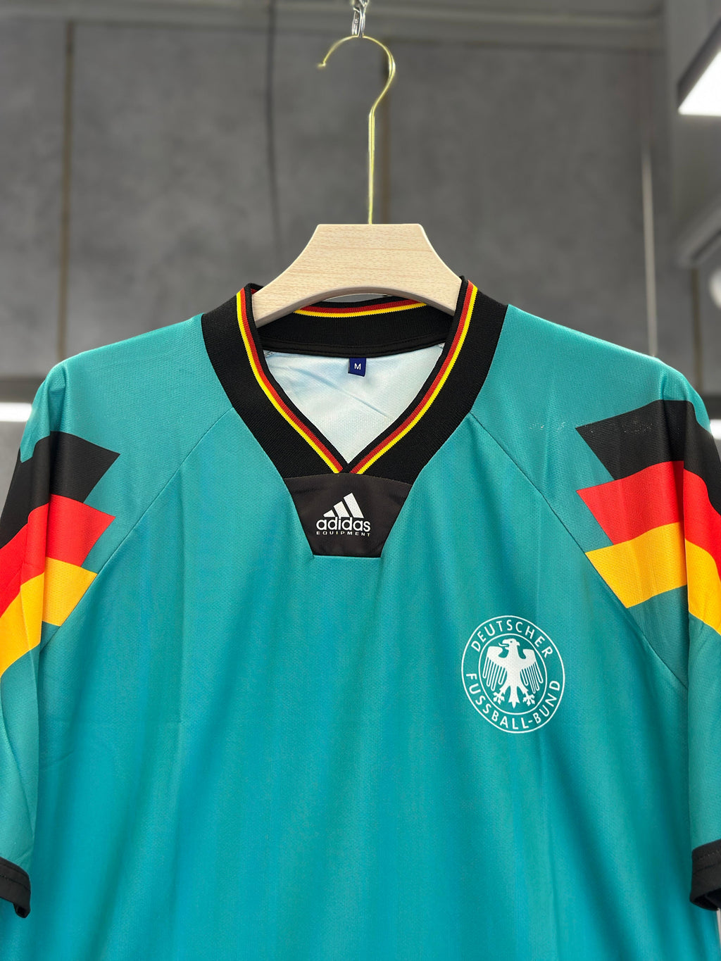 GERMANY V NECK PREMIUM QUALITY FIVE SLEEVE