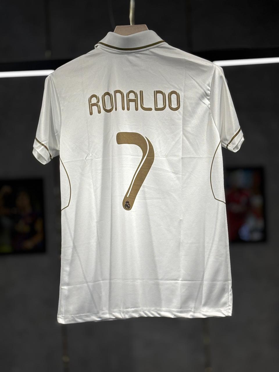 REAL MADRID RONALDO 2011/12 HOME EMBROIDERY POLO KIT