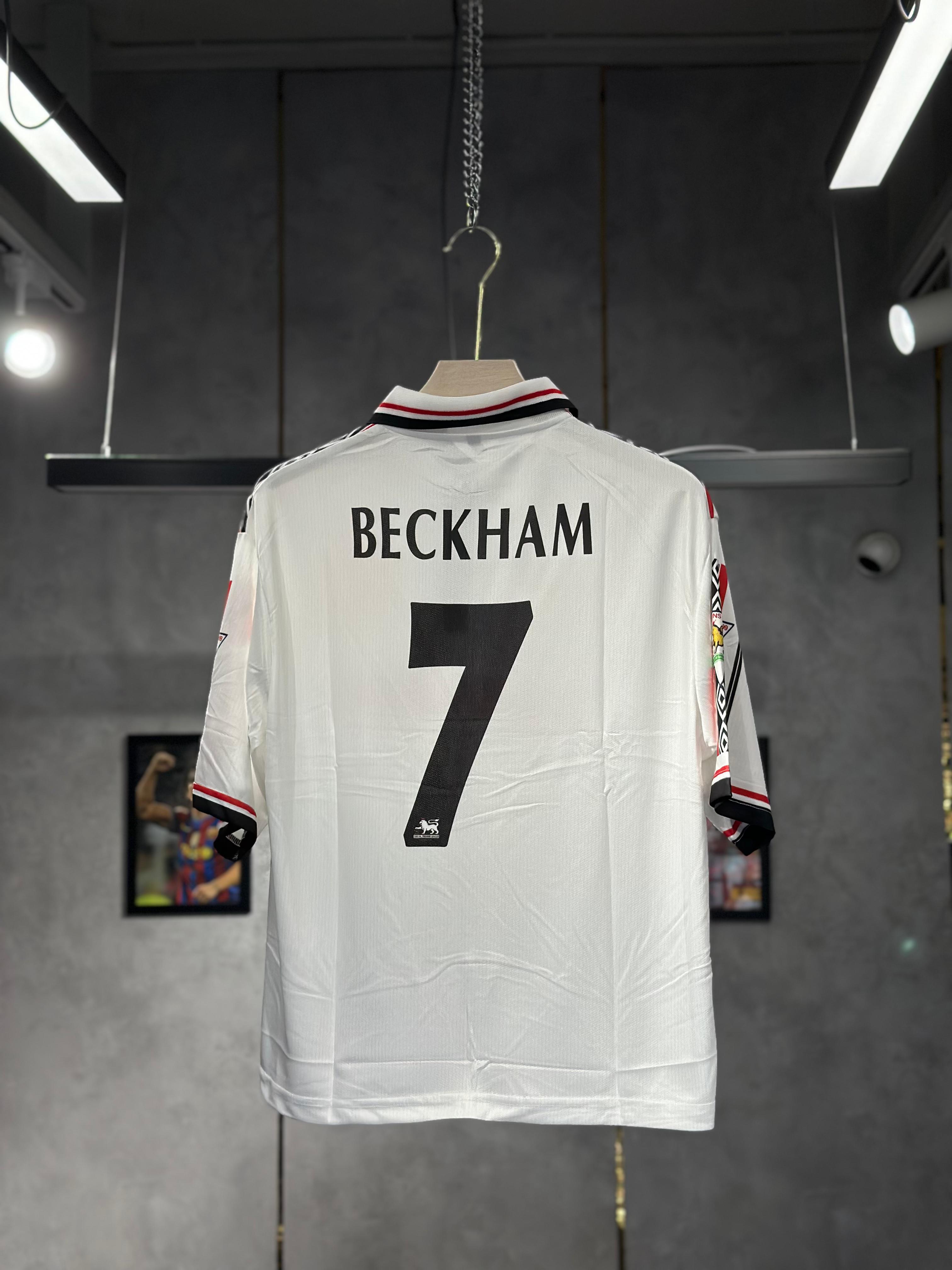 MANCHESTER UNITED BECKHAM 1998/99 POLO FIVE SLEEVE ZIP PREMIUM QUALITY KIT