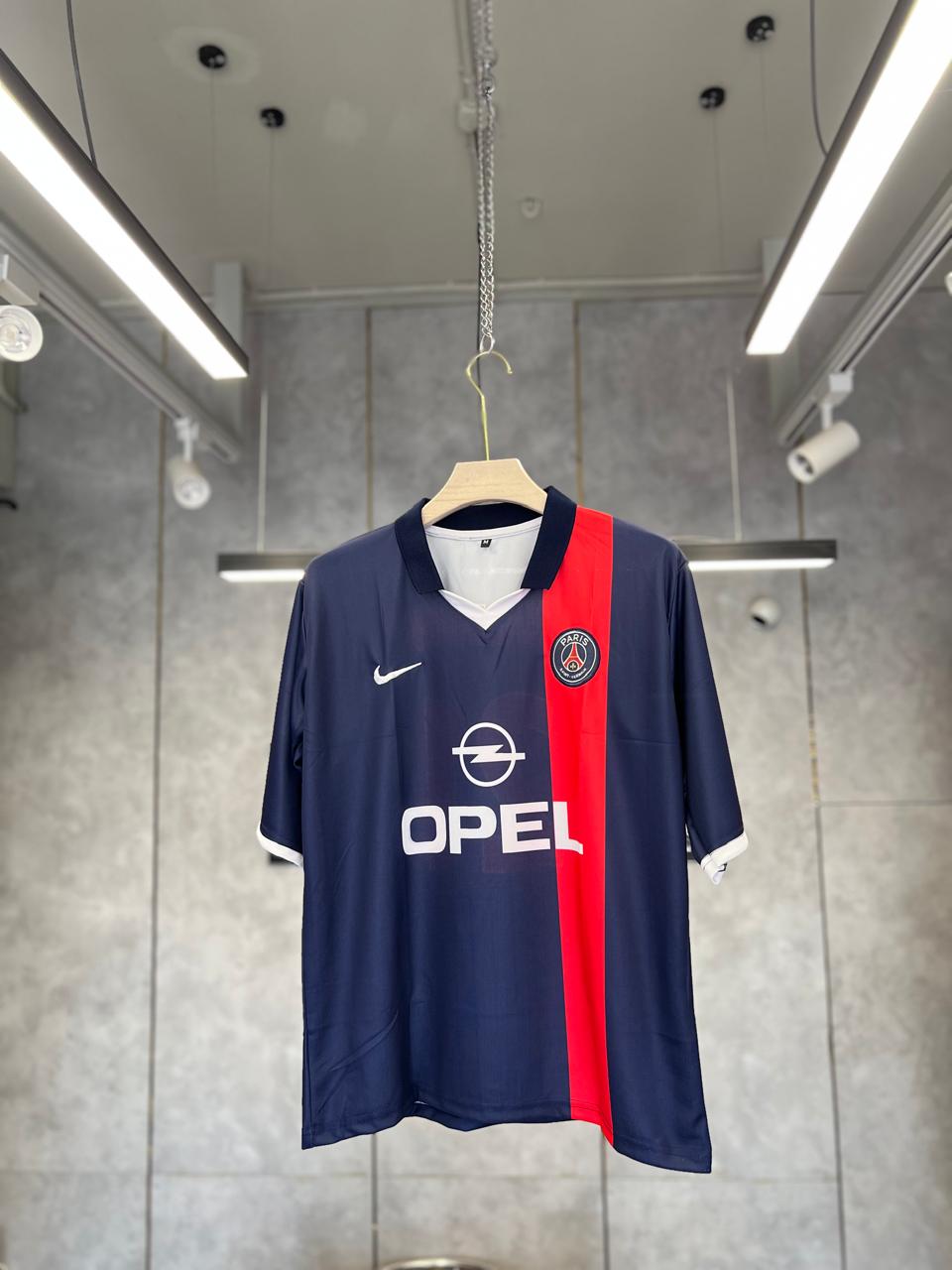 PARIS SAINT-GERMAN (PSG) 2001-2002 POLO FIVE SLEEVE EMBROIDERY RONALDHINO