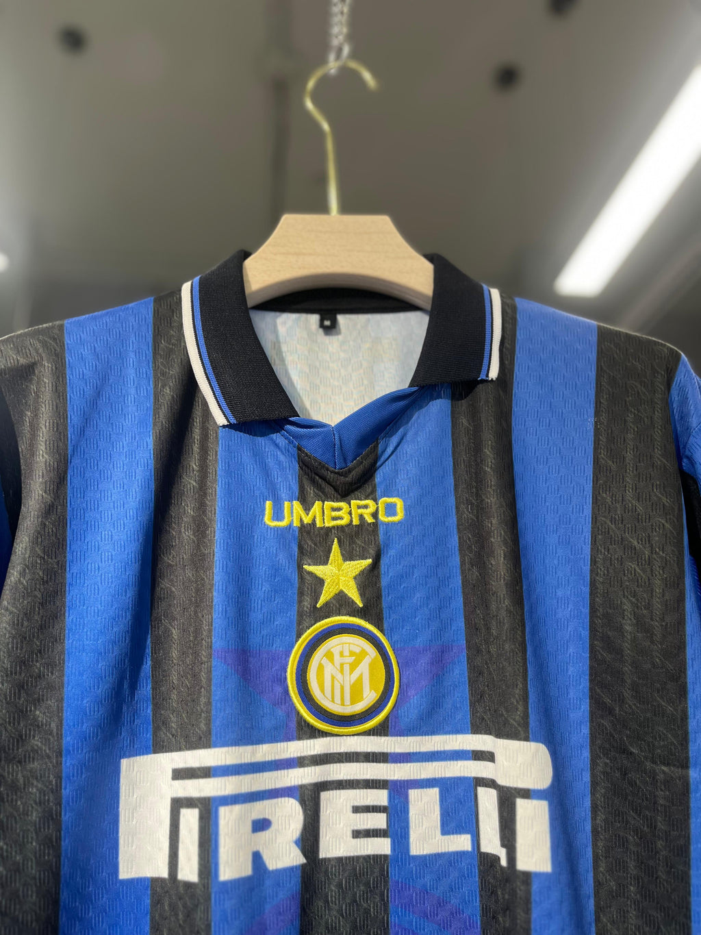 INTER MILAN POLO RONALDO EMBROIDERY FIVE SLEEVE