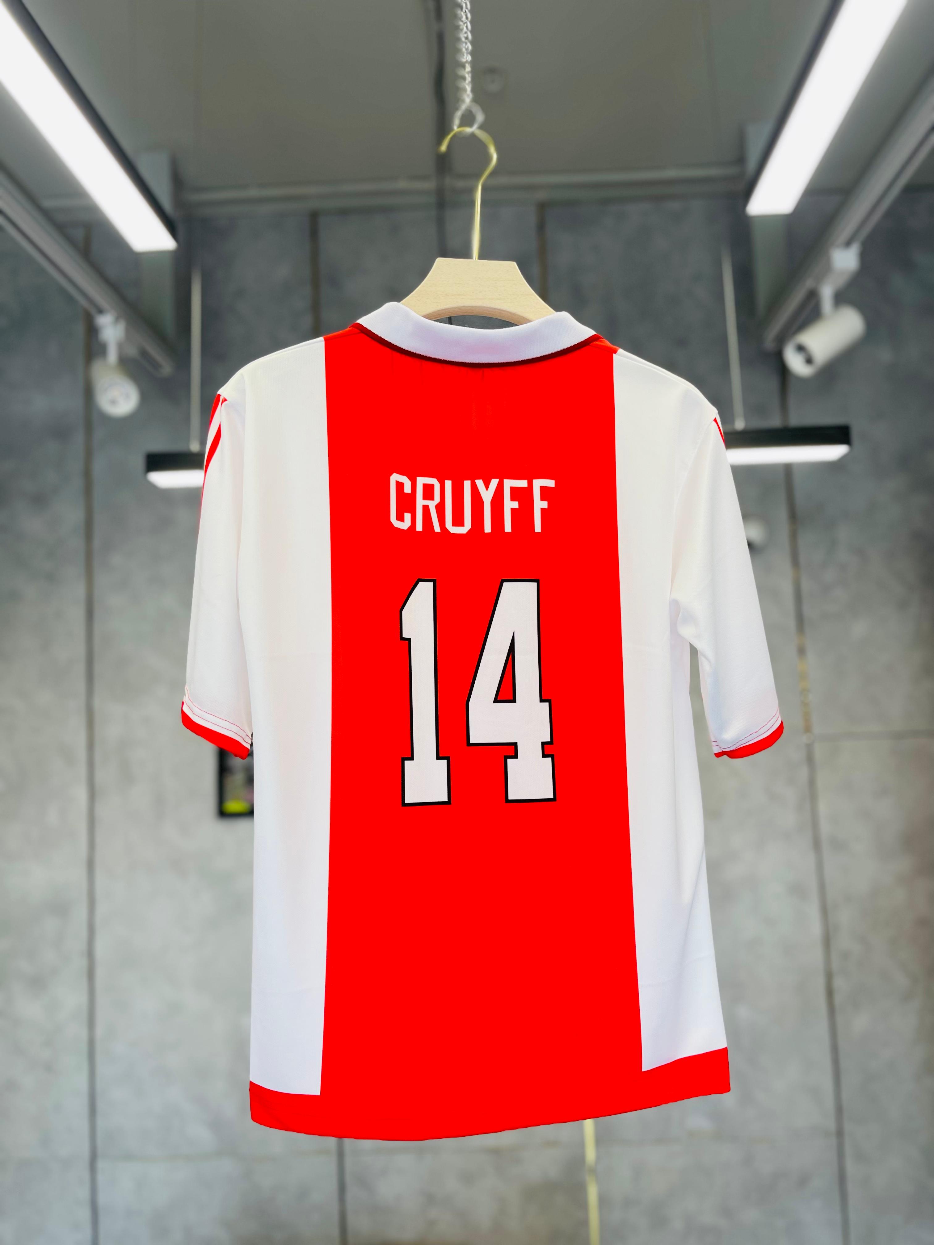 AJAX POLO EMBROIDERY KIT CRUYFF 14