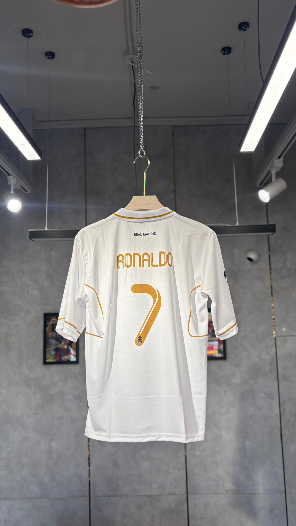 REAL MADRID RONALDO 2011-12 HOME EMBROIDERY FIVE SLEEV