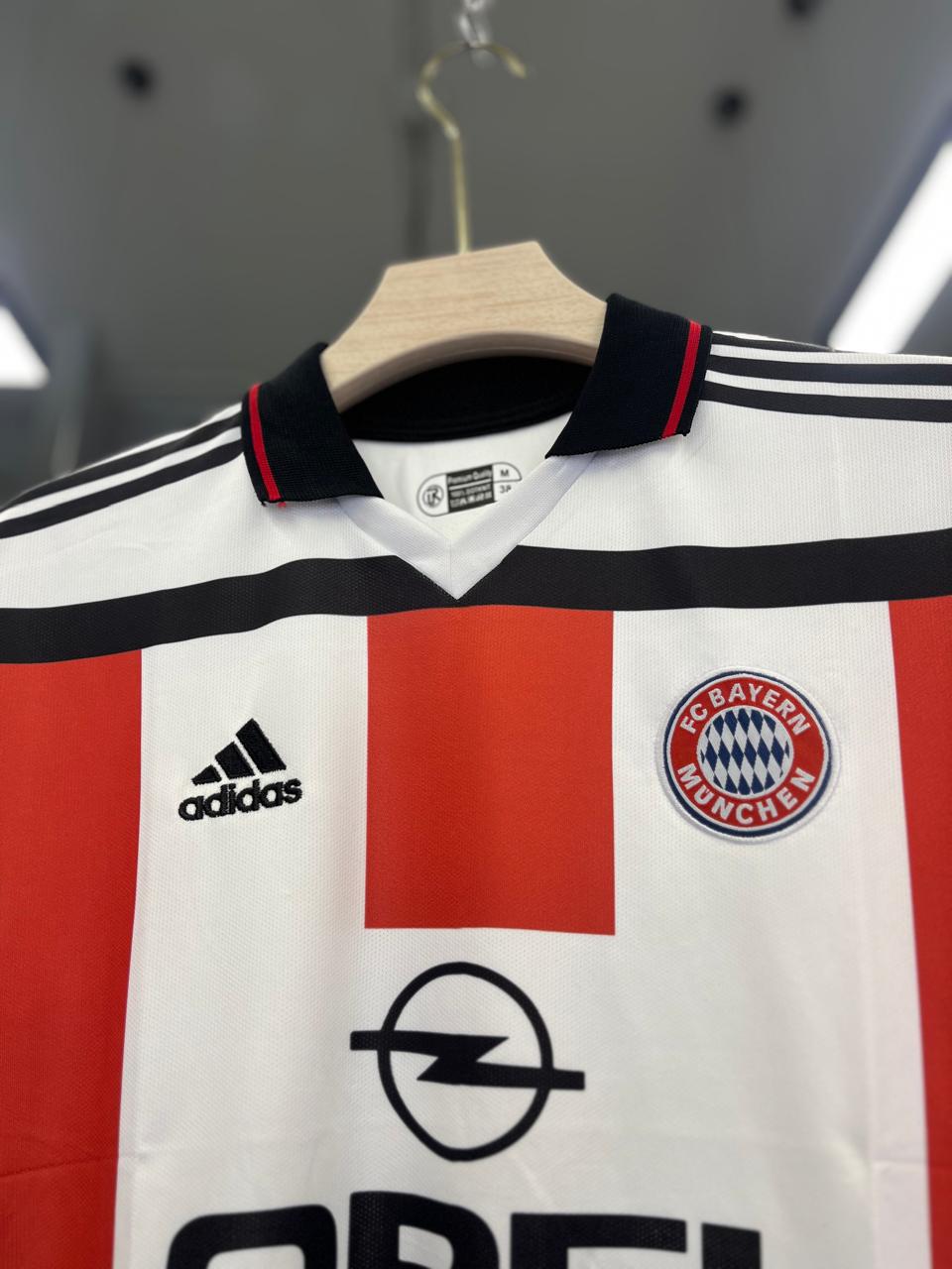 BAYERN MUNICH MARADONA 2000-01 AWAY EMBROIDERY PREMIUM POLO FIVE SLEEV