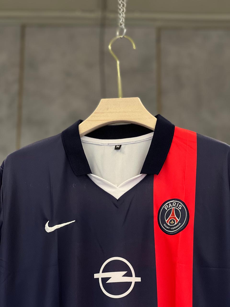 PARIS SAINT-GERMAN (PSG) 2001-2002 POLO FIVE SLEEVE EMBROIDERY RONALDHINO
